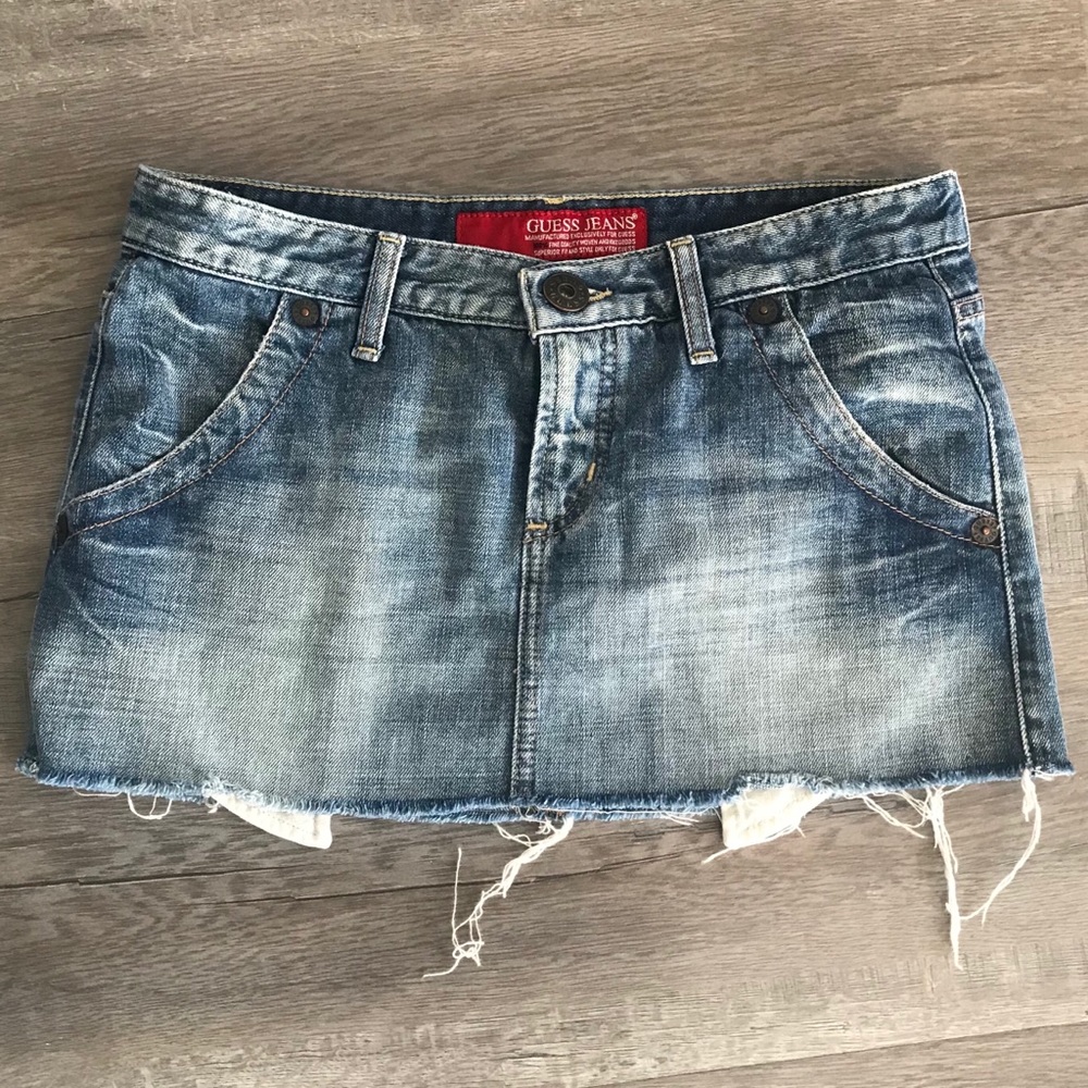 Guess Mini Distressed Jean Skirt S